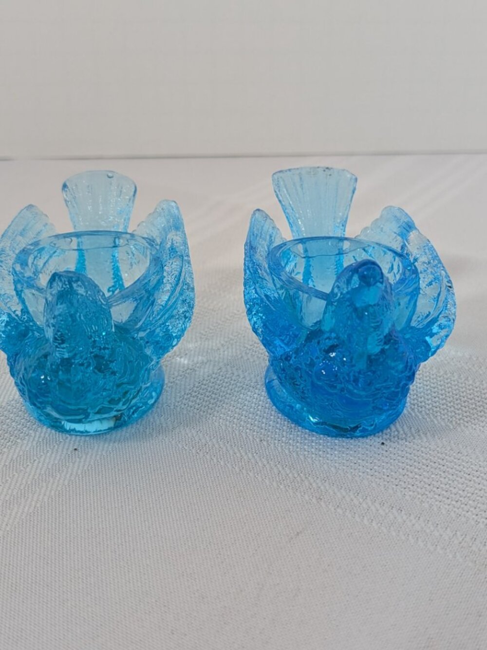 Pair of Vintage Blue Glass Bird & Berry Salt Cellars - Picture 10 of 10